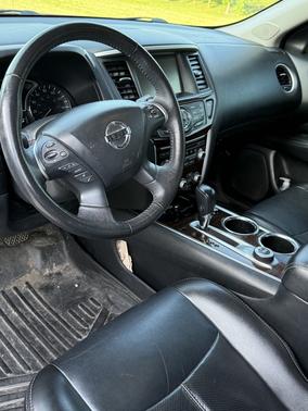 2014 Nissan Pathfinder Platinum