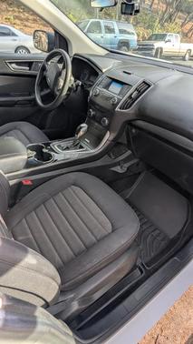 White 2016 Ford Edge SE