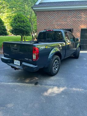 Blue 2014 Nissan Frontier Pro-4X