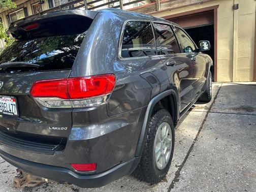 Gray 2016 Jeep Grand Cherokee Laredo
