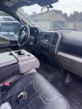 White 2022 Ford F-450 XLT