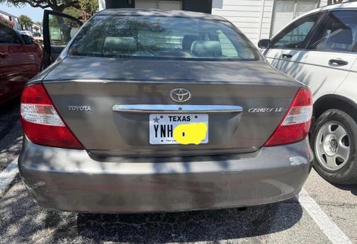 Gray 2004 Toyota Camry SE