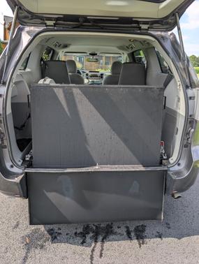 2014 Toyota Sienna LE