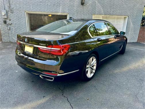 2019 BMW 750 i xDrive