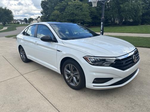 2021 Volkswagen Jetta 1.4T R-Line