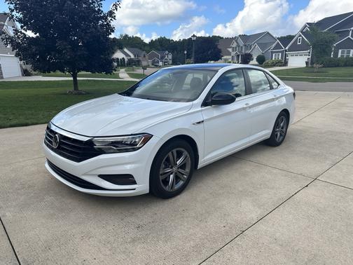 2021 Volkswagen Jetta 1.4T R-Line