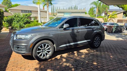 Gray 2018 Audi Q7 3.0T Premium Plus