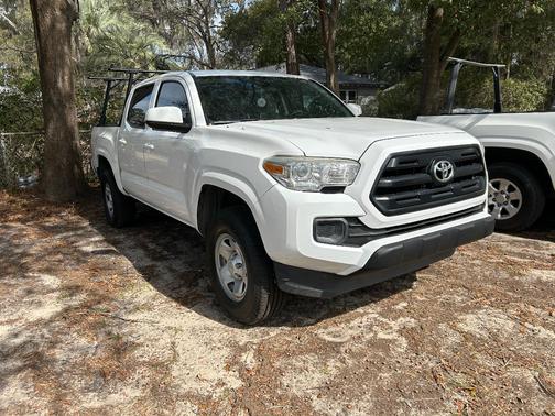 2017 Toyota Tacoma SR