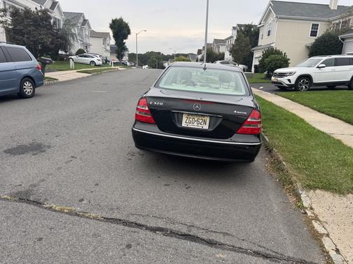 2005 Mercedes-Benz E-Class E320 4MATIC