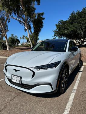 2021 Ford Mustang Mach-E Premium