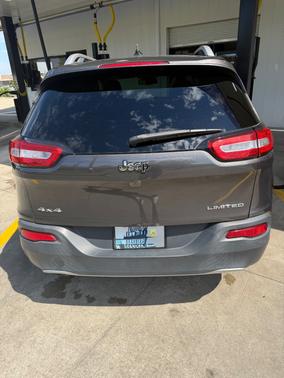 Gray 2014 Jeep Cherokee Limited