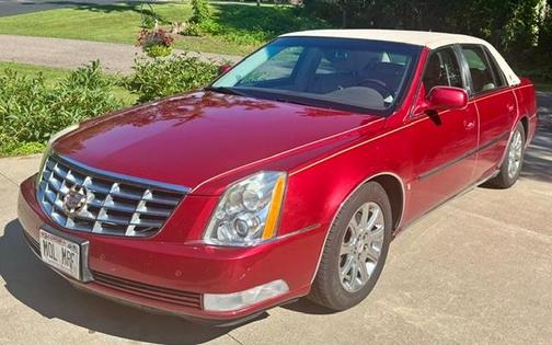 Red 2008 Cadillac DTS Luxury I