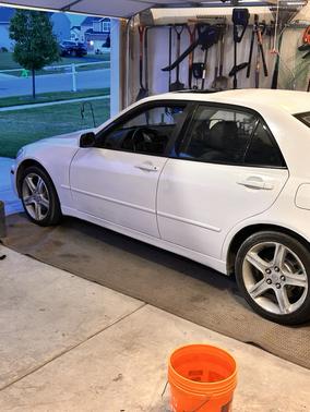 2001 Lexus IS 300 Base