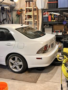 2001 Lexus IS 300 Base