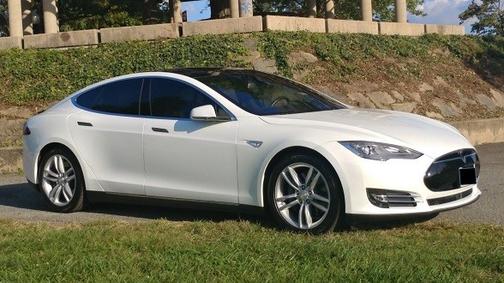 2015 Tesla Model S P90D