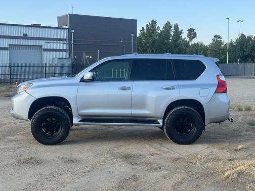 Silver 2011 Lexus GX 460 Base