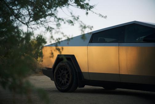 2024 Tesla Cybertruck AWD