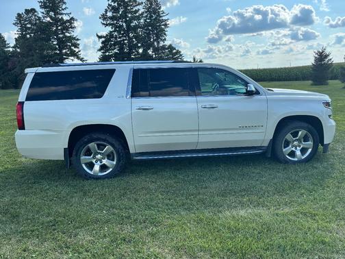 White 2015 Chevrolet Suburban 1500 LTZ