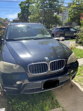 Photo 5 of 5 of 2011 BMW X5 xDrive35i