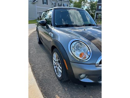 2007 MINI Cooper S Base