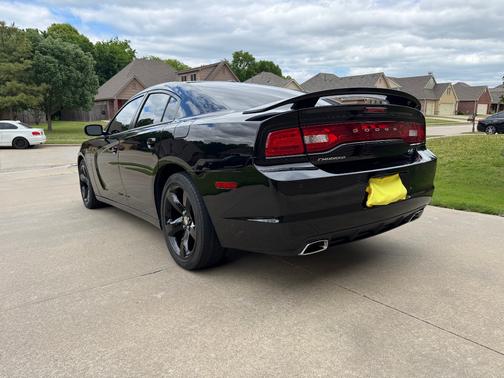 Black 2014 Dodge Charger R/T