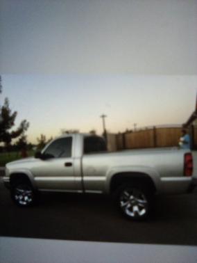 Gray 2007 Chevrolet Silverado 1500 Work Truck