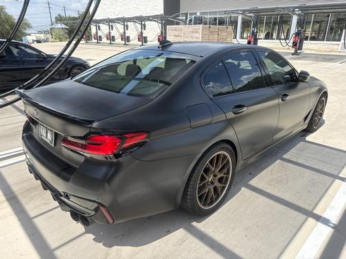 Black 2021 BMW 540 i