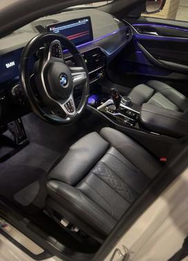 Black 2021 BMW 540 i