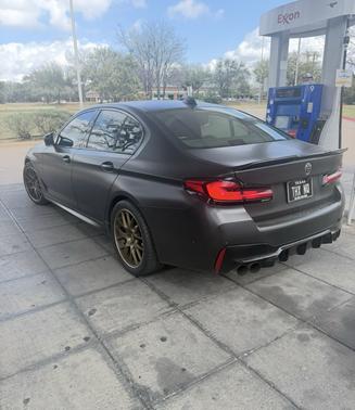 Black 2021 BMW 540 i