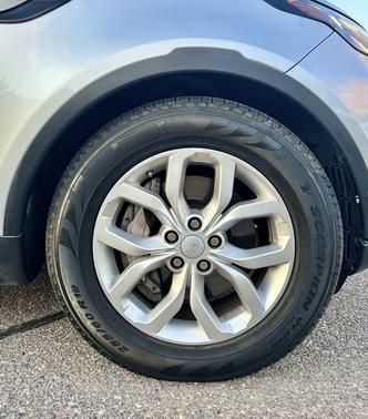 2020 Land Rover Discovery SE