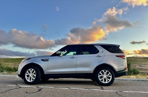 2020 Land Rover Discovery SE