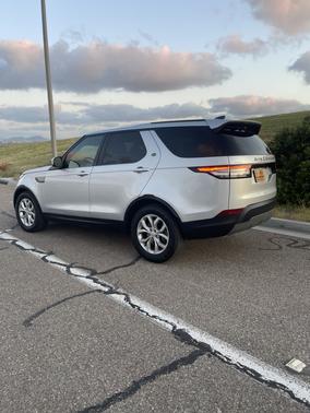 2020 Land Rover Discovery SE