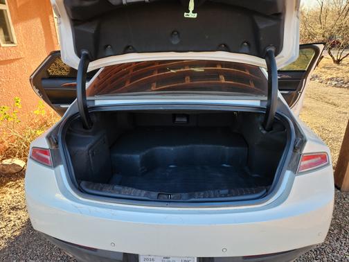 2016 Lincoln MKZ Hybrid Base