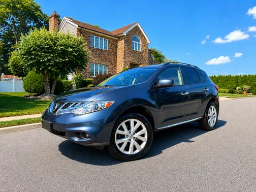 Blue 2014 Nissan Murano SV