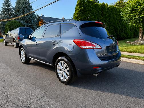 Blue 2014 Nissan Murano SV