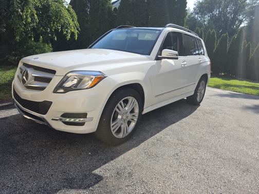 White 2015 Mercedes-Benz GLK-Class GLK 350