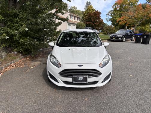 White 2018 Ford Fiesta S
