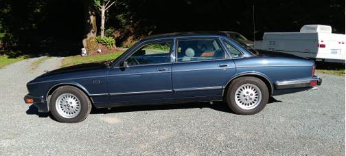 1992 Jaguar XJ6 Base