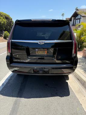 2018 Cadillac Escalade Luxury