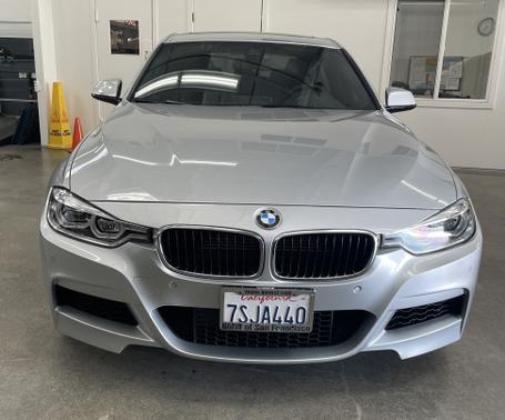 Photo 3 of 24 of 2016 BMW 340 i xDrive