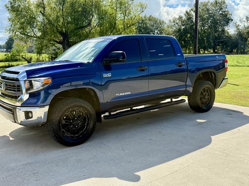 2015 Toyota Tundra SR5