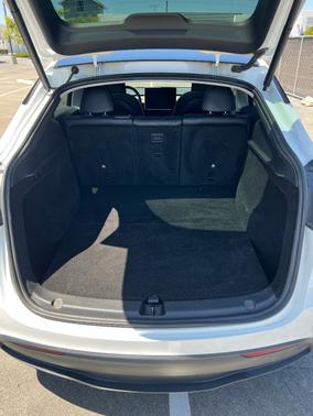 White 2023 Tesla Model Y Long Range