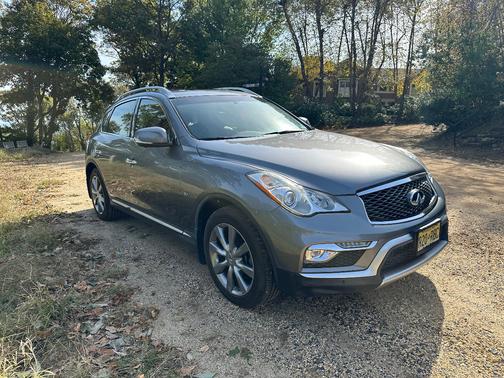 2017 INFINITI QX50 Base