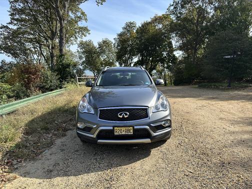 2017 INFINITI QX50 Base