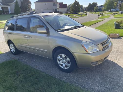 2008 Kia Sedona LX