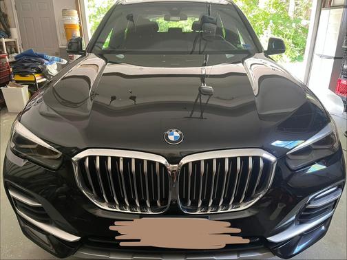 Black 2021 BMW X5 xDrive40i