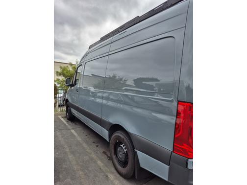 2024 Mercedes-Benz Sprinter 2500 Standard Roof