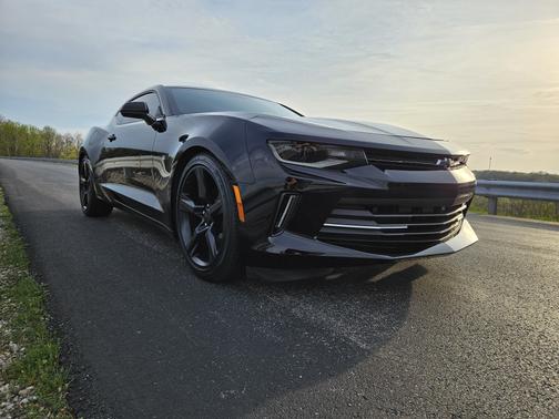 2017 Chevrolet Camaro 2LT