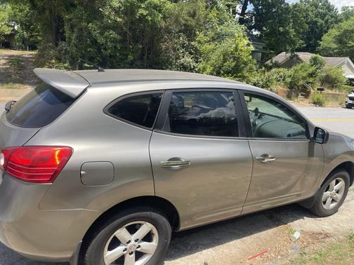 Brown 2010 Nissan Rogue S