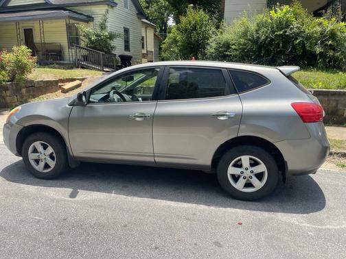 Brown 2010 Nissan Rogue S